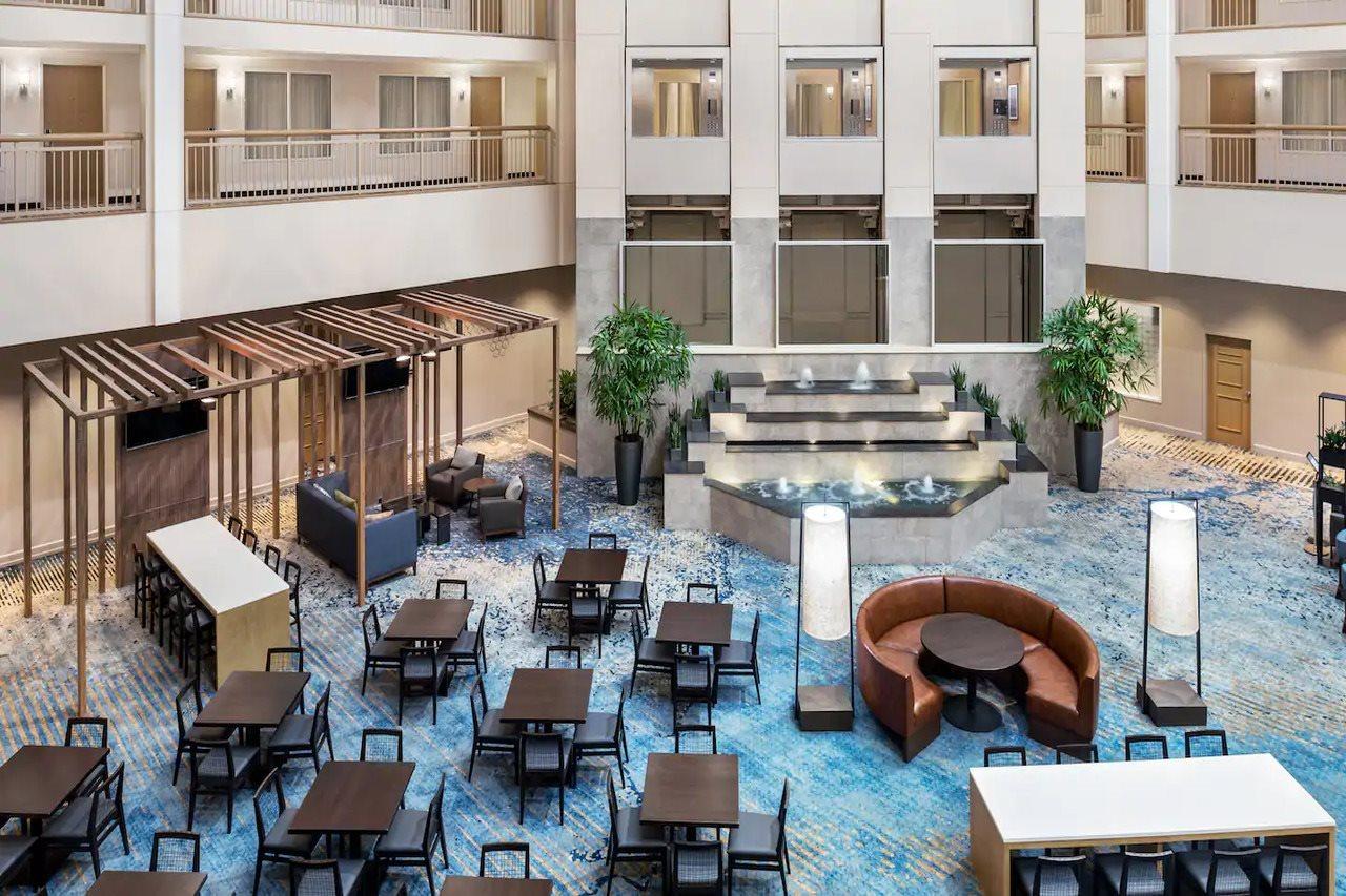 Embassy Suites By Hilton Cleveland Rockside Independence Exterior foto