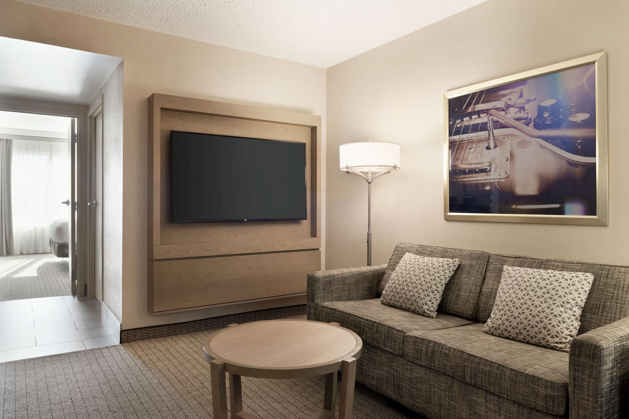 Embassy Suites By Hilton Cleveland Rockside Independence Exterior foto